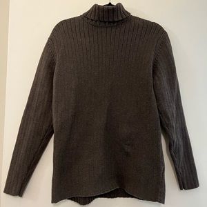 Old Navy brown turtle neck sweater